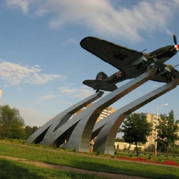 Мемориальное сооружение «Штурмовик ИЛ-2»